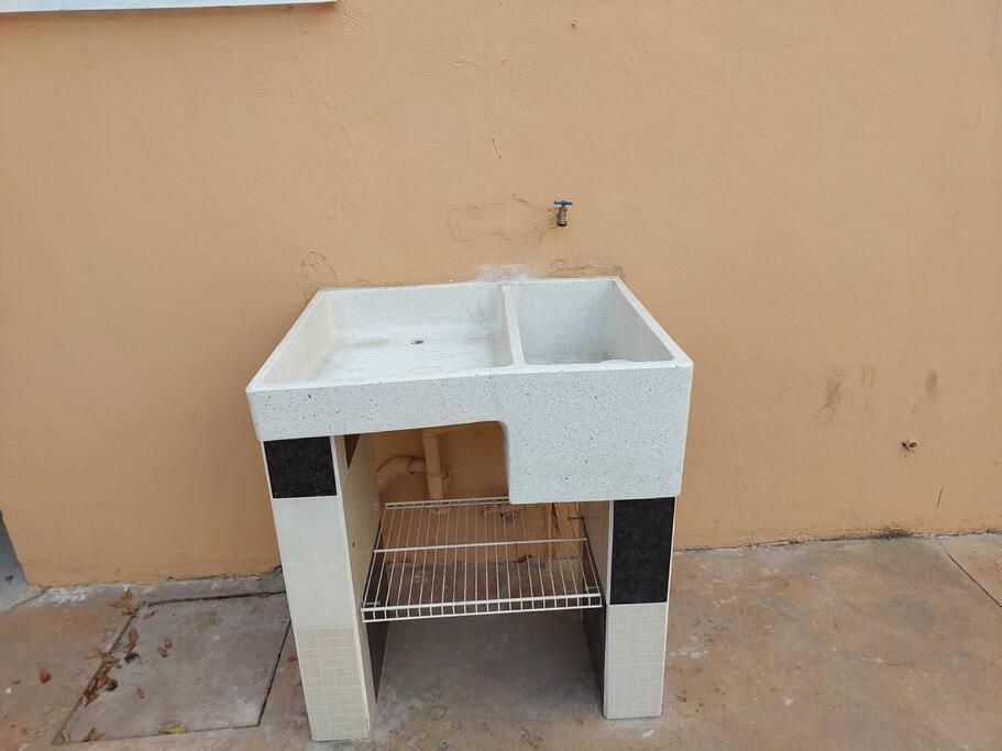 Apartamento 12 Con Dos Camas , A 200 Mts Del Vado Del Rio , Cerca Del Centro De Gobierno , Internet De Alta Velocidad Hermosillo Bagian luar foto